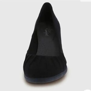 DEXFLEX COMFORT WOMEN"S WEDGE STYLE SUEDE SHOES